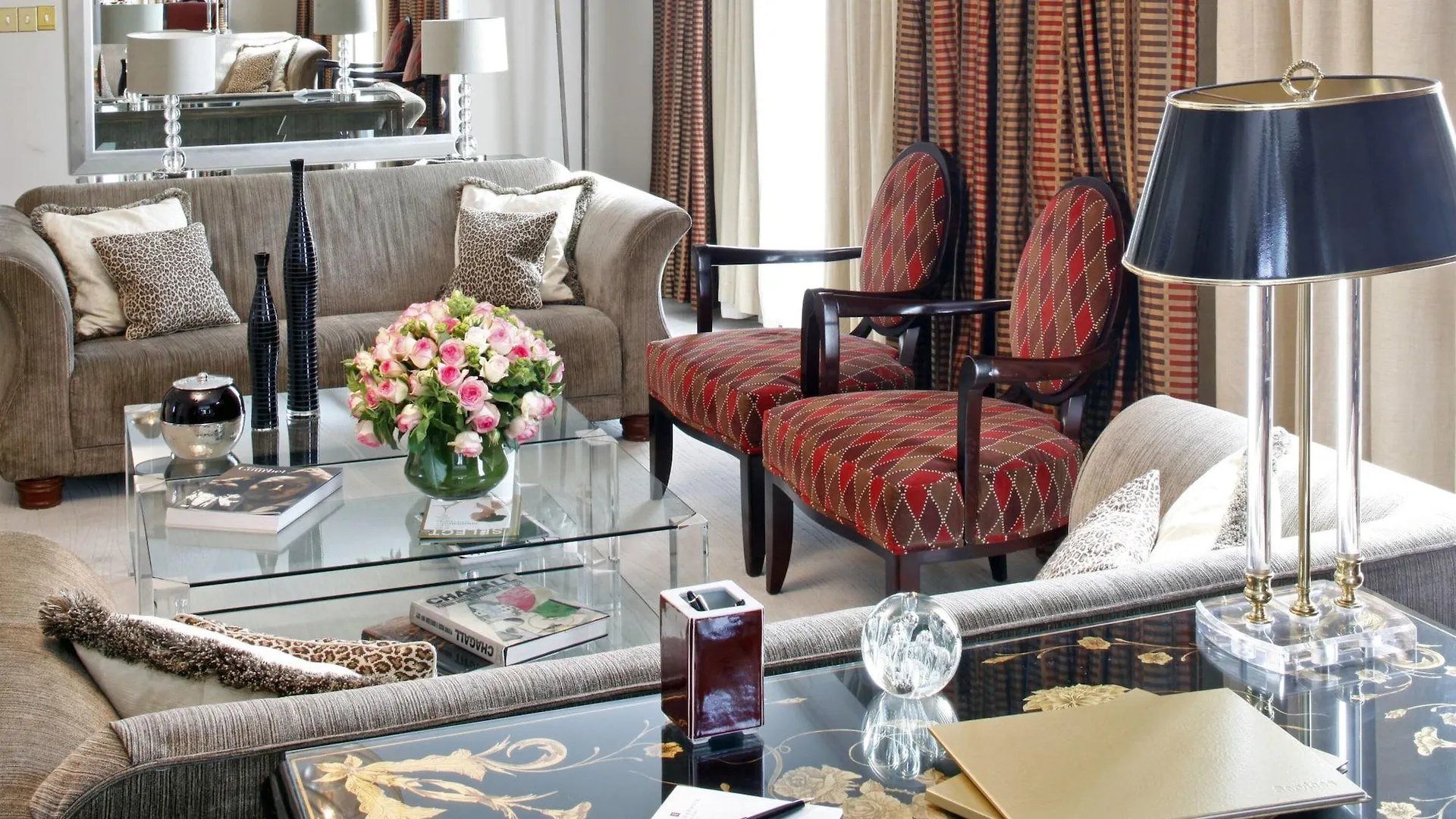 Warwick Champs-elysees Hotel