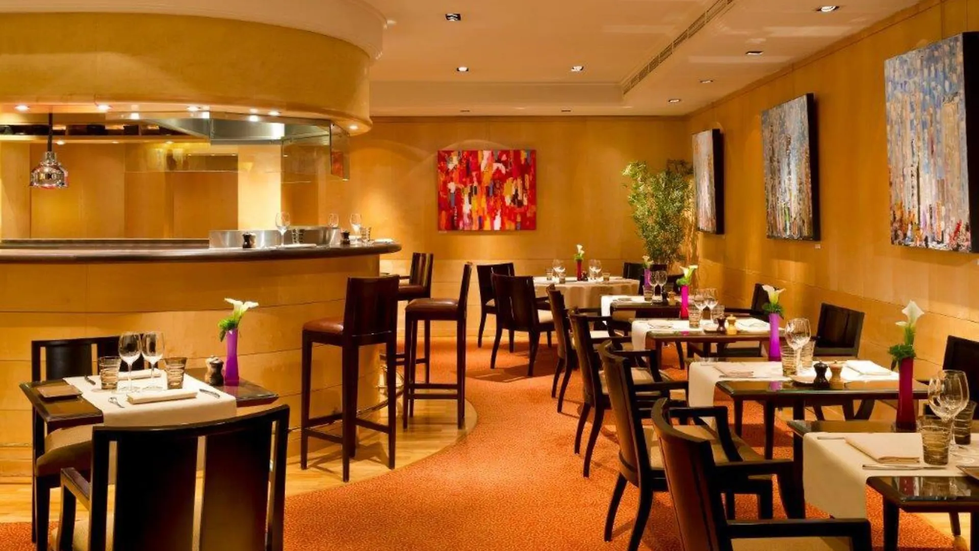 Hotel Warwick Champs-elysees 4*