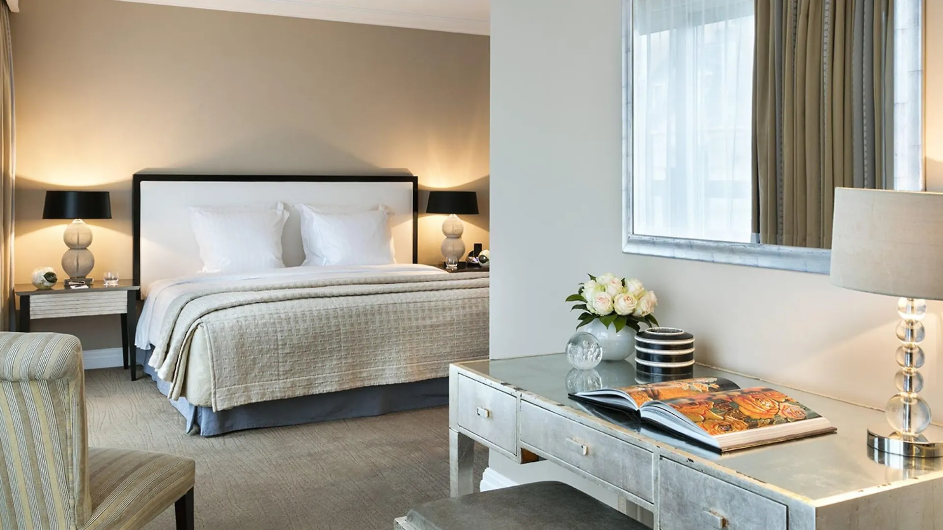 Hotel Warwick Champs-elysees Paris