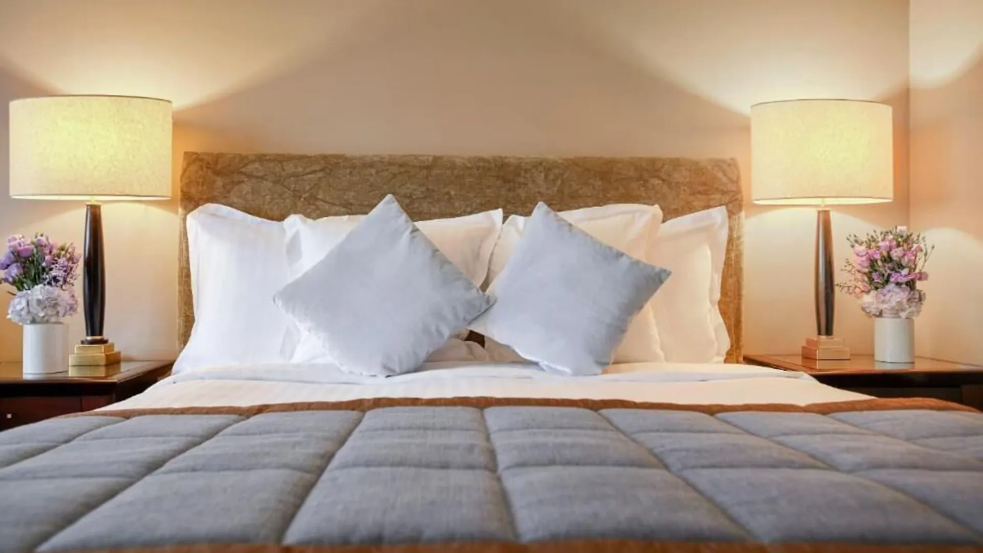 Warwick Champs-elysees Hotel