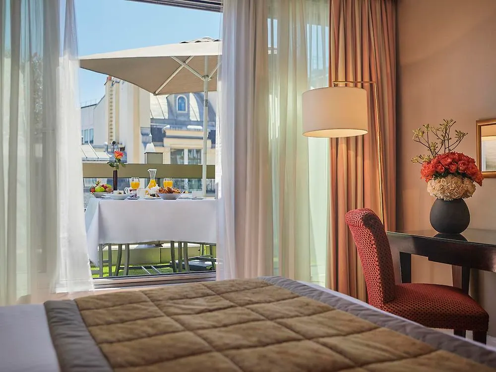 Hotel Warwick Champs-elysees París