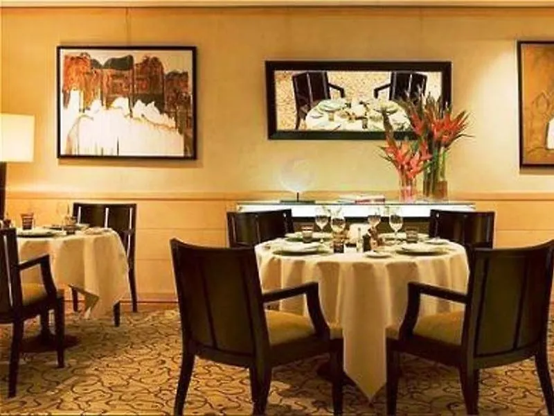 Hotel Warwick Champs-elysees París